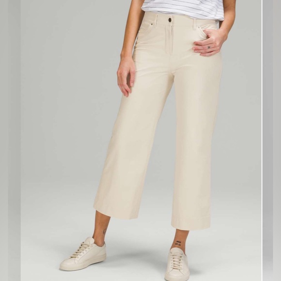 Lululemon City Sleek Wide Leg High Rise 7/8 Length Pant size 28 white opal - Picture 1 of 5